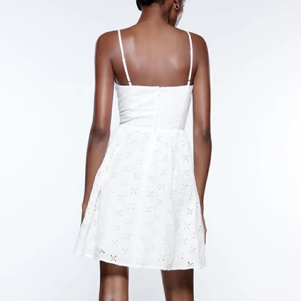 NWT Zara Openwork Embroidered Eyelet Dress - Picture 10 of 12